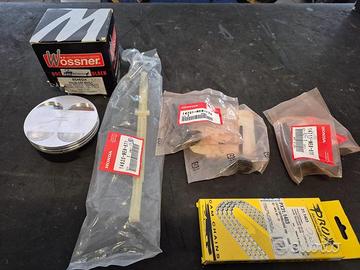 Ricambi Honda CRF 450 02/08 + Gruppo Fanale Post. 