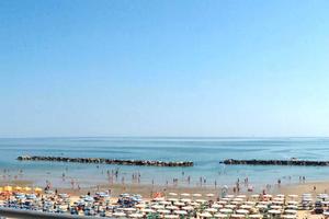 Direttamente sulla spiaggia fronte mare