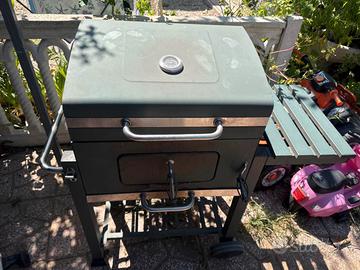 Barbecue a carbonella