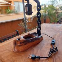 lampada artigianale in legno di ulivo 