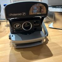 Polaroid P