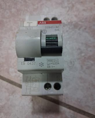 salvavita magnetotermico differenziale C25