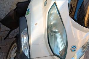 Piaggio mp3 -300 hybrid lt