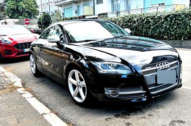 AUDI TT sline