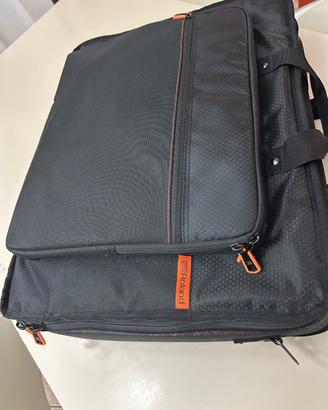 Roland DJ-505 DJ Controller con Borsa Originale