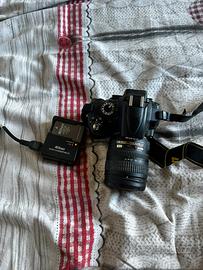 Nikon d5000 +AF-S 18-70 Nikkor