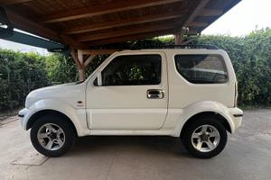 Suzuki Jimny 1.3 benizna con impianto Gpl