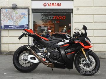 Aprilia RSV4 1100 Factory