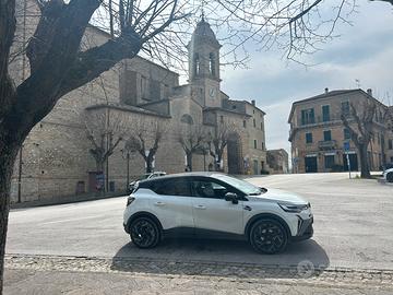 Renault Captur 1.6 full hybrid