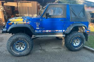 Suzuki samurai chevzuki 5700 v8 corvette