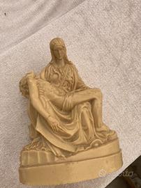 Statua Pietà