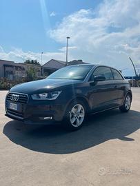 AUDI A1 1.0T FSI S Tronic