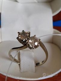 Anello oro con diamanti ct 0,80