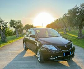 LANCIA Ypsilon - 2015 - Perfetta - Unipro
