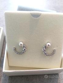 Orecchini Swarovski pari al nuovo