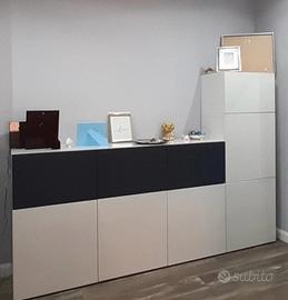 Compsizione Ikea per ingresso. Modello Besta