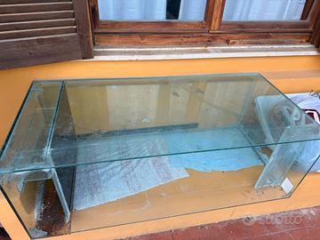 Teca di vetro, Ex acquario