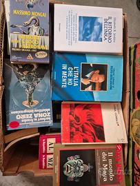 Lotto libri 1000 pezzi
