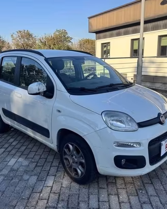 FIAT Panda 0.9 TwinAir Turbo Natural Power Lounge