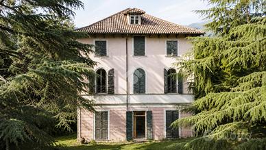 VILLA SINGOLA A BUSALLA