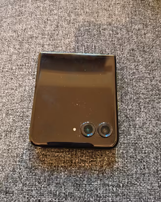 Motorola RAZR 50 plus