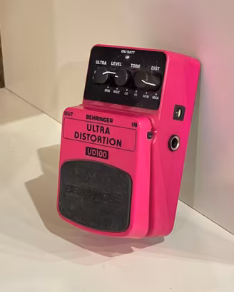 Behringer UD100 Ultra Distortion