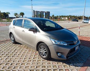 Toyota Verso 1.6 D-4D Active