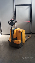 Transpallet elettrico Jungheinrich EJE 220