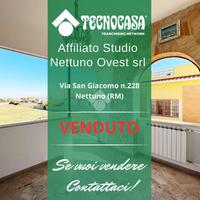 VILLA SINGOLA A NETTUNO