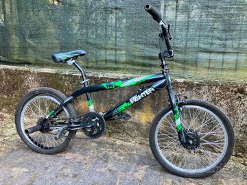 Bicicletta tipo bmx