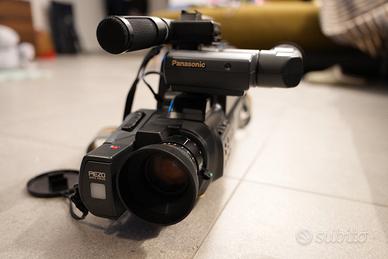 Videocamera VHS Vintage, Panasonic VW-SHM10