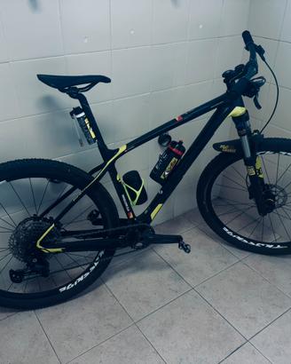Mtb carbonio