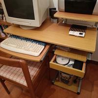 Mobiletto per computer 