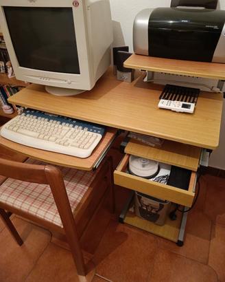 Mobiletto per computer 