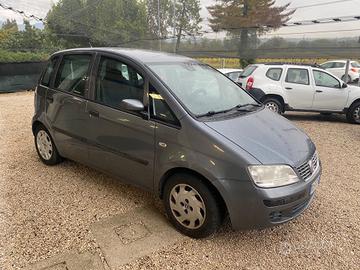 Fiat Idea 1.3 Multijet 16V 70 CV BlackEnergy