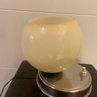 Lampada da tavolo metallo cromato e sfera anni 50