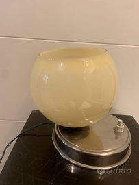 Lampada da tavolo metallo cromato e sfera anni 50