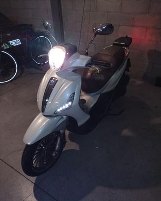Piaggio Beverly 300 I.E. Tourer 2018