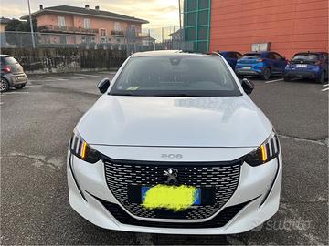 Peugeot e-208 GT 100kW