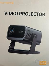 Proiettore  Marca: PUTRIMS