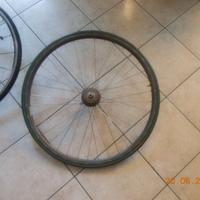 cerchi bici da corsa profilo alto MAVIC