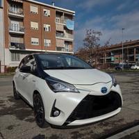 Yaris 1.5 FullHybrid Trend White Edition