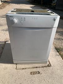 Lavastoviglie Beko DFN 1301