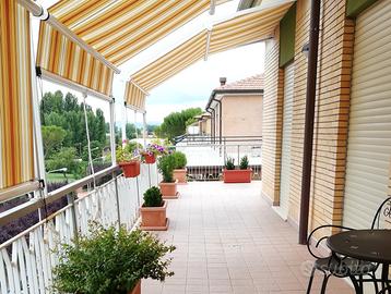 Tenda parasole per balcone