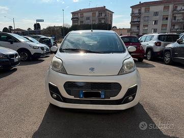 Peugeot 107 1.0 68CV 5p. Urban Move NEOPATENTATI