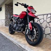 Ducati Hypermotard 796 A2
