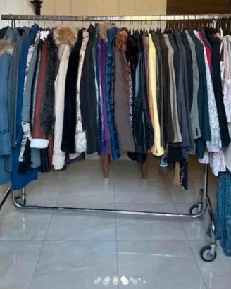 Box 10 capi di abbigliamento
