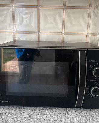 Forno a Microonde con Grill Toshiba - Nero