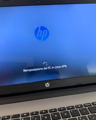 HP 15-af023nl 15,6” – 8GB RAM – HDD 1TB –Radeon R5
