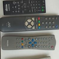 vari telecomandi 